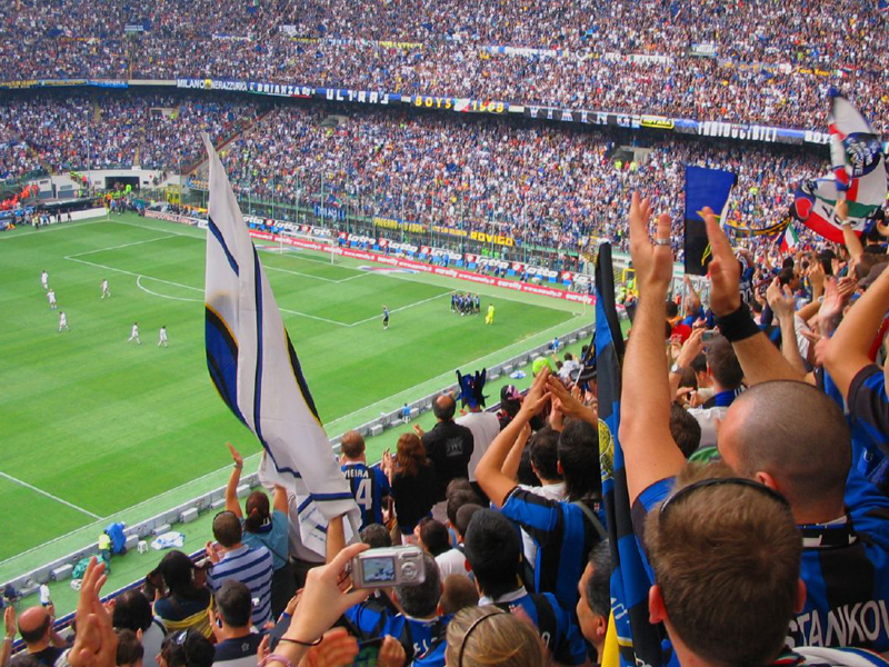 Povestea noului Inter Milano: Cum au ajuns americanii să controleze celebrul club italian după ce un investitor din China nu și-a plătit datoriile. Oaktree Capital Management l-a adus pe Cristian Chivu antrenor, care a reușit duminică să câștige campionatul italian