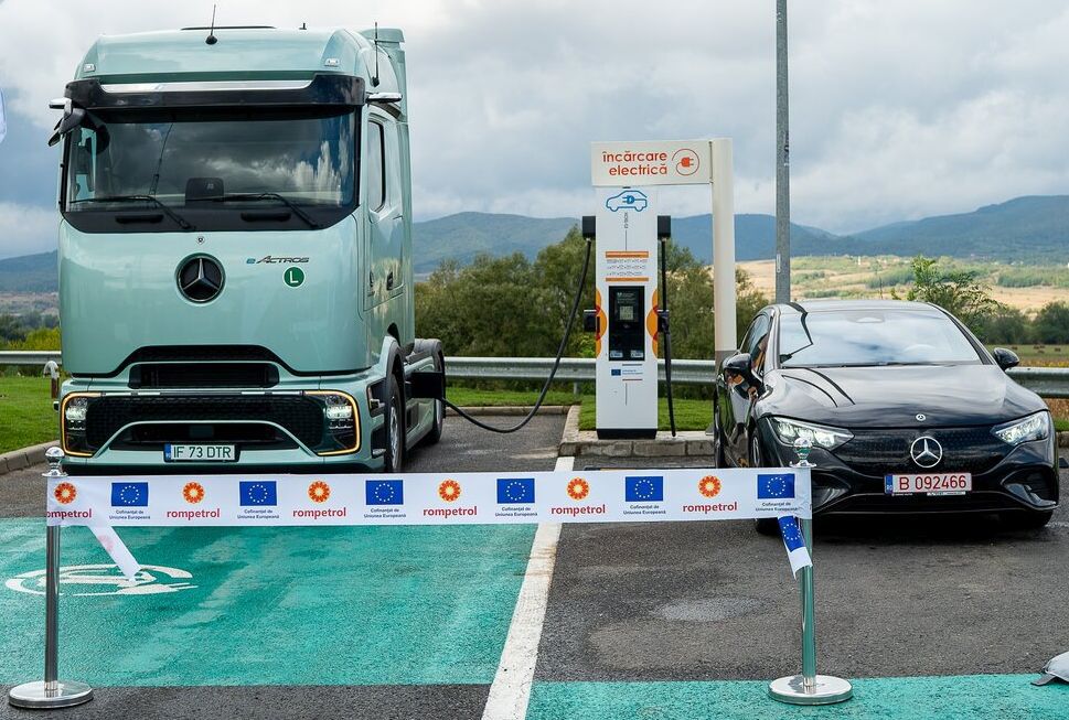 Rompetrol investește 8,2 mil. euro în stații de încărcare electrică pentru autoturisme și camioane din România. Proiectul este cofinanțat din fonduri europene