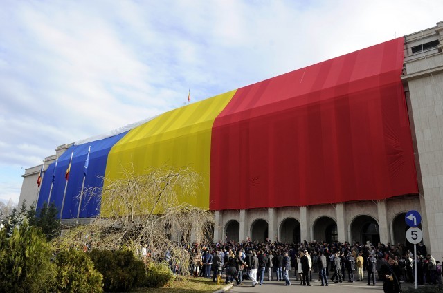 10 mai – Ziua Independenței și 160 de ani de la sosirea în țară a regelui Carol I. BNR, leul, calea ferată și portul Constanța – moștenirea economică a unei domnii de 48 de ani