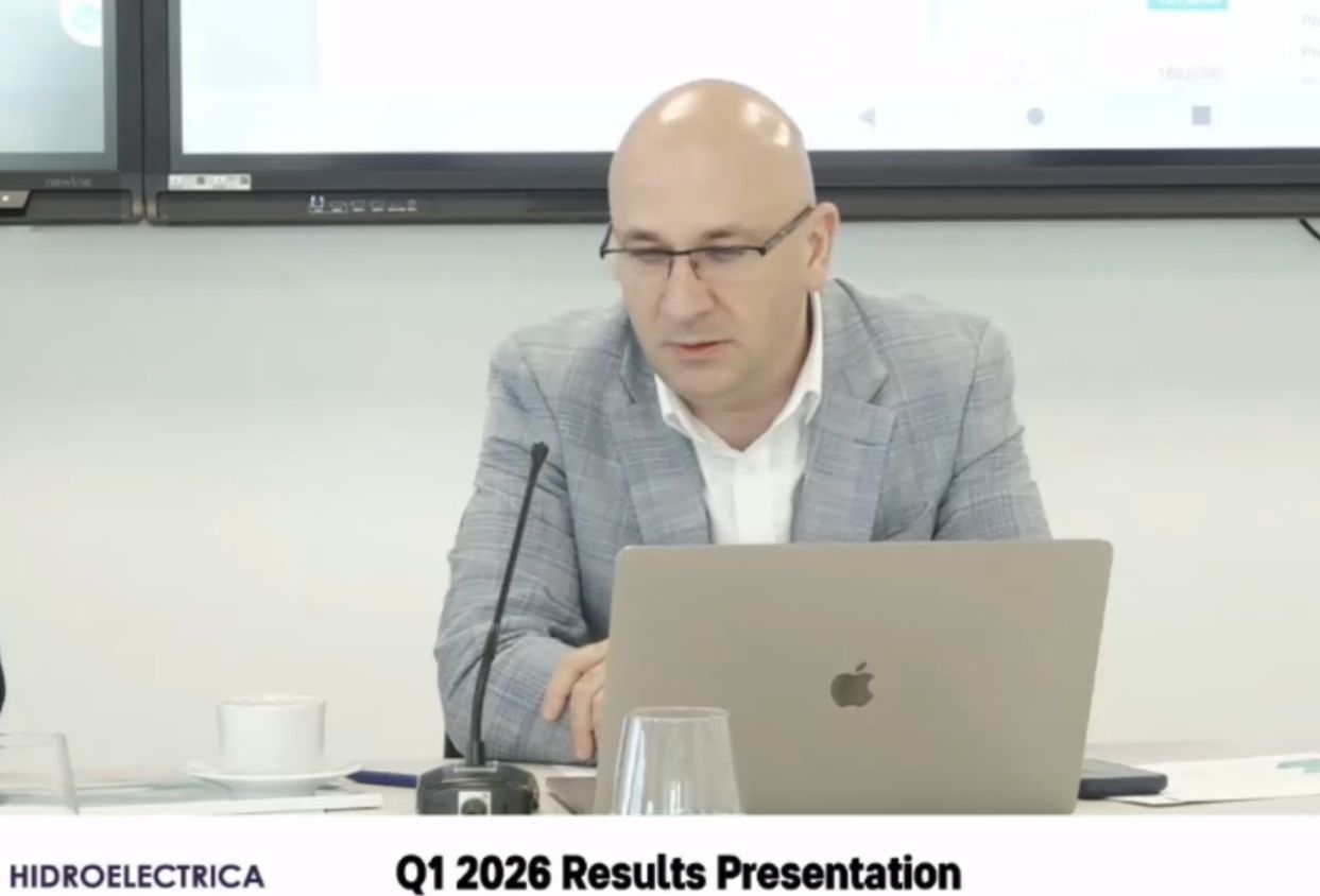 Generozitatea Hidroelectrica față de acționari îi determină pe analiști să întrebe conducerea celei mai mari companii de la Bursa de Valori despre posibilitatea de finanțare pentru a ține ritmul cu programul ambițios de investiții. Cum răspunde CEO-ul Bogdan Badea