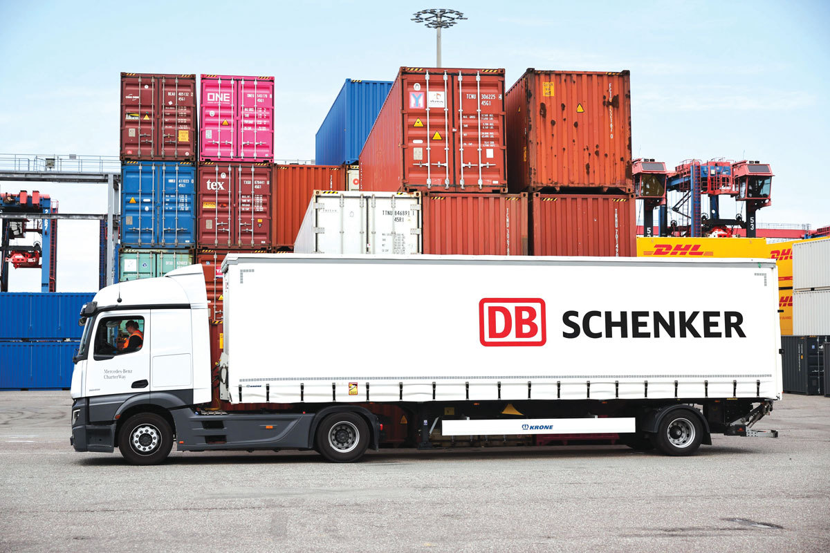 Războaiele și criza din industrie distrug sectorul european al transportului rutier de mărfuri
