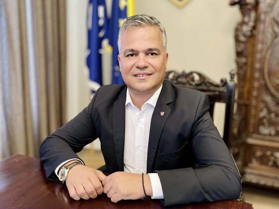 Adrian Veștea, premier desemnat: „Știu de la firul ierbii care sunt așteptările oamenilor”