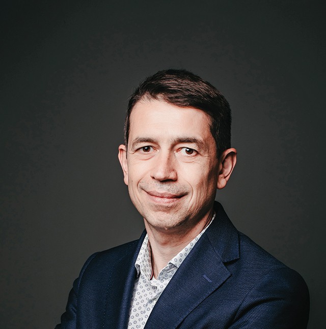 Frații Pavăl, proprietarii Dedeman, l-au numit pe Andrei Bica, fost CFO la Profi și Telekom România, în funcția de director financiar al Carrefour România, după preluarea lanțului