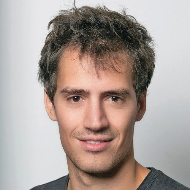 Mistral AI, campionul francez al inteligenței artificiale, intră în dezbaterea despre dependența Europei de AI-ul american. Arthur Mensch, CEO: „Existăm ca toată lumea să aibă acces la cele mai bune sisteme AI, în afara controlului centralizat al statelor sau corporațiilor"