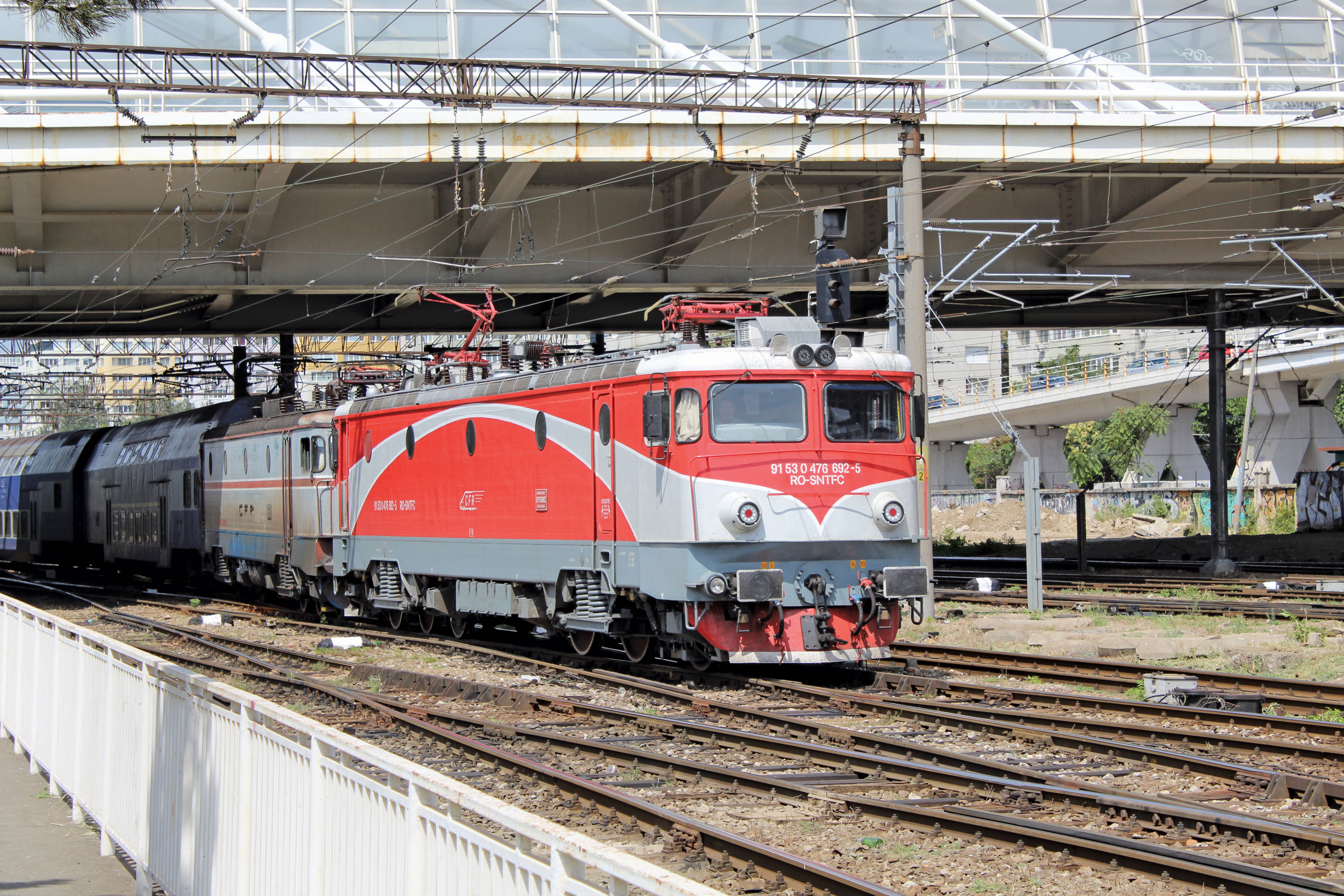 Transportul feroviar continuă să piardă teren: traficul a coborât la 64 de milioane de pasageri iar durata călătoriilor pe multe rute este mult mai mare decât cea cu mașina