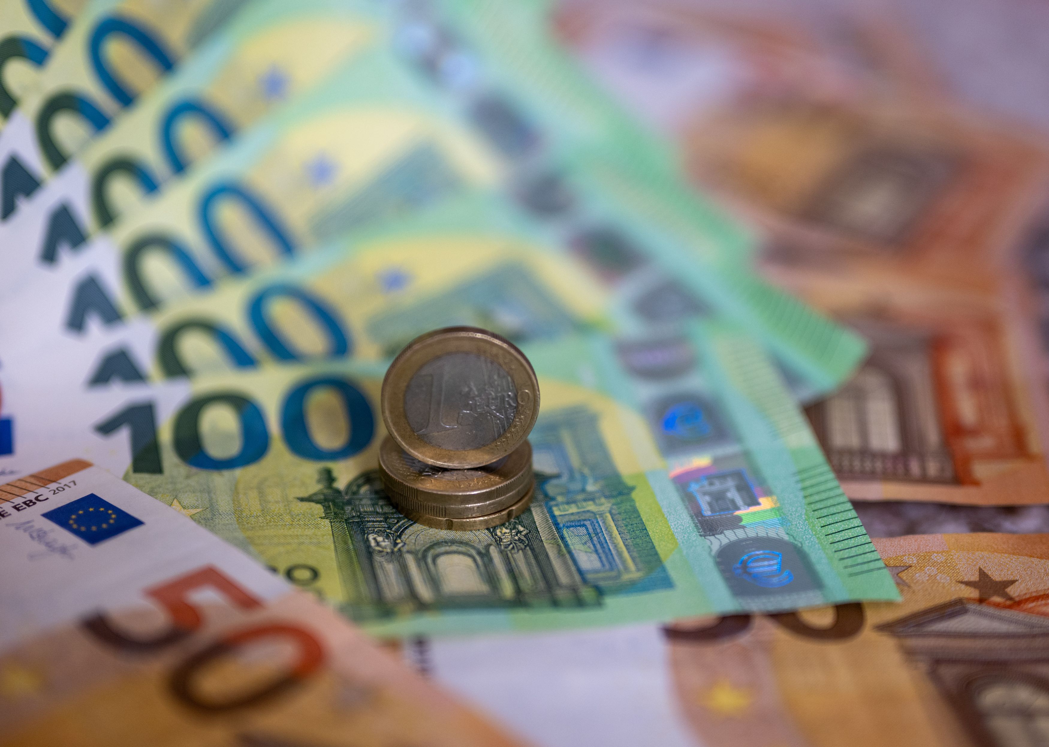Rezervele valutare la Banca Națională se situau la finalul lunii mai la 64 mld.euro, în scădere cu 800 mil.euro față de aprilie
