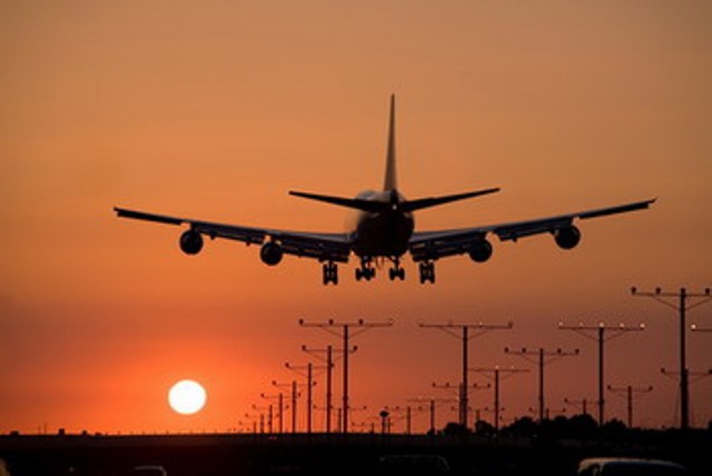 Piața low-cost din Europa, încă puternică: EasyJet respinge a treia ofertă de preluare, de 4,7 miliarde de lire sterline, din partea Castlelake