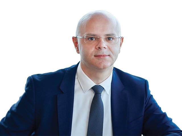 Inteligența artificială schimbă organizațiile înainte să schimbe organigramele