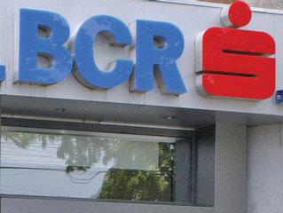 BCR câştigă o treime din piaţa creditelor ipotecare noi şi accelerează digitalizarea, într-un semestru în care profitul a depăşit 1,2 miliarde de lei