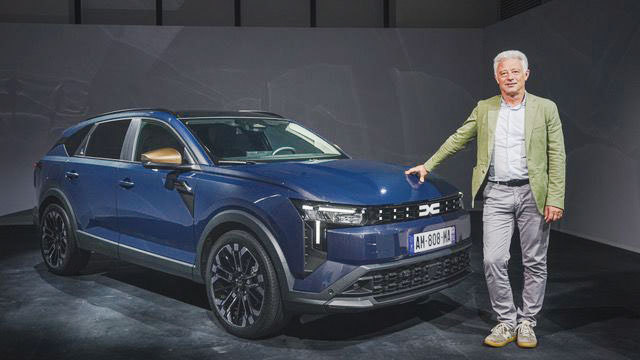 Striker, pariul de peste 3 mld. euro al Renault în Turcia pentru Dacia. Frank Marotte, VP Dacia: Rămânem la modelul istoric, cu 75% vânzări în retail, dar Striker va merge ceva mai mult spre flote, ca Bigster. Nu vrem să depășim un anumit nivel la rent-a-car, știm cum ne-ar distruge valoarea