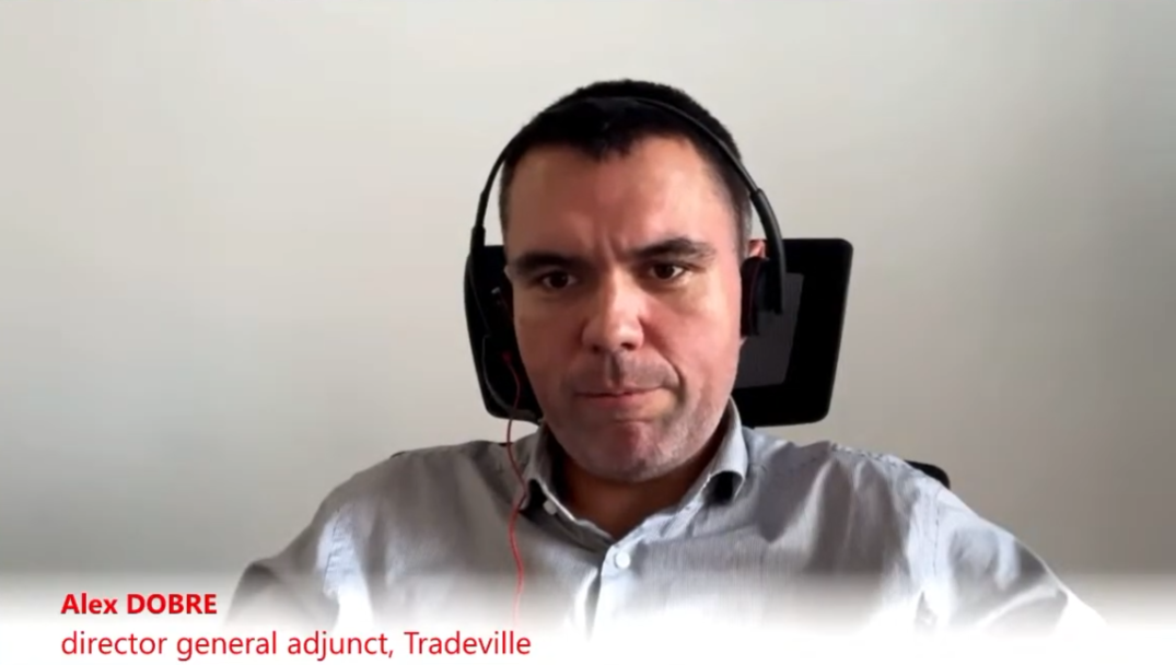 Supraevaluare sau doar optimism sănătos? Ce cred analiștii despre evoluția Bursei de Valori București. Alexandru Dobre, Tradeville: „Cred că avem o supraevaluare, dacă e să ne uităm istoric la companiile BET, dar pe de altă parte premisele rămân foarte bune și vom vedea dacă companiile cu creșteri spectaculoase confirmă rezultatele prin raportări solide” VIDEO