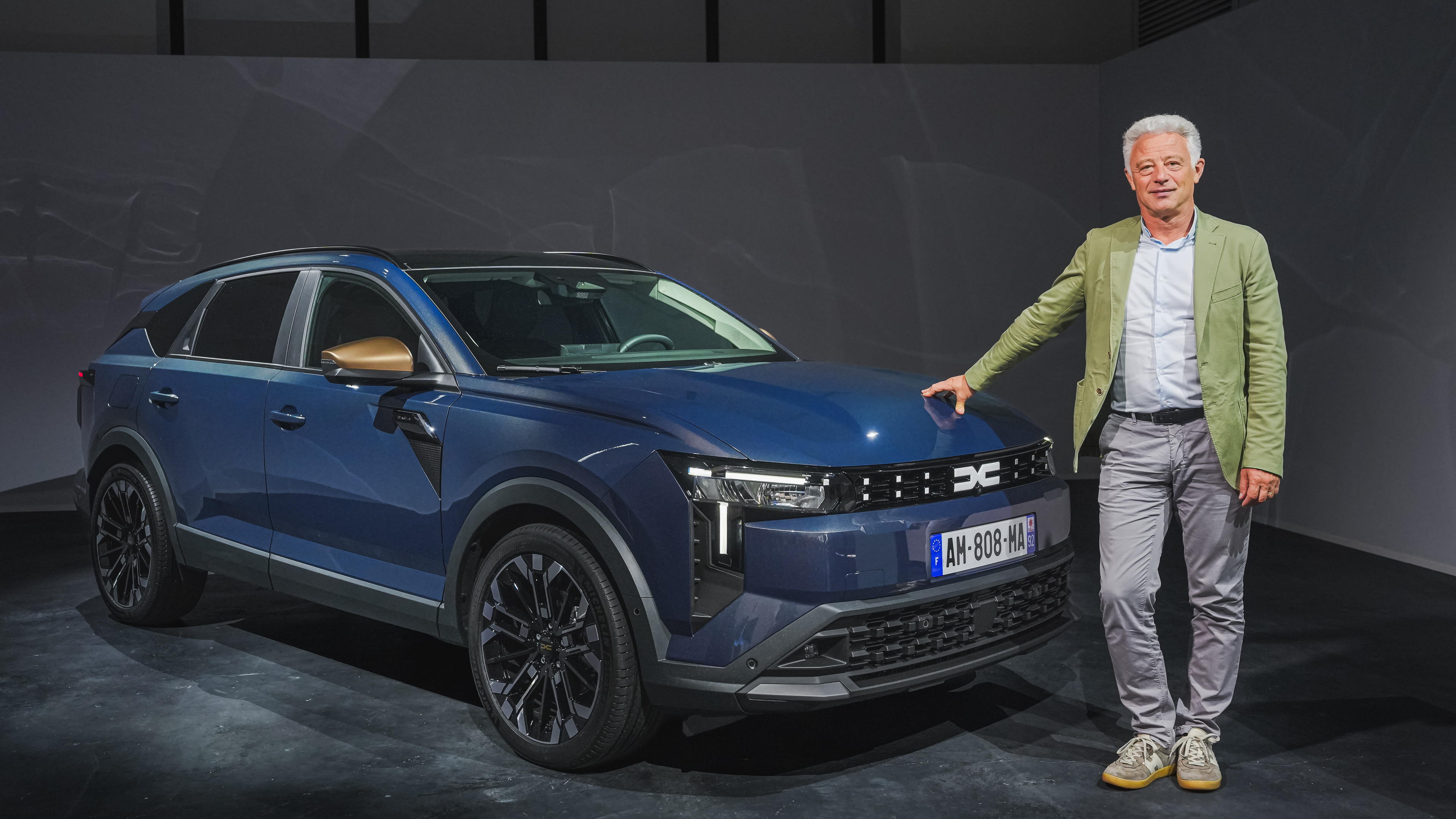 Dacia intră cu Striker în zona de 40% din segmentul C ocupată de clienții care nu vor SUV-uri. Frank Marotte, VP Dacia: Prețul de pornire este sub 25.000 de euro. Turcia, Franța și Germania vor fi principalele piețe ca volum, România - numărul unu la cota de piață