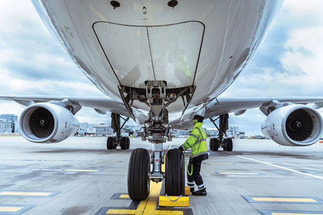 Ce business se face pe aeroportul Otopeni? Companiile de handling continuă să își crească veniturile pe cel mai mare aeroport din țară. Patru companii au avut afaceri de aproape 400 mil. lei, plus 20%