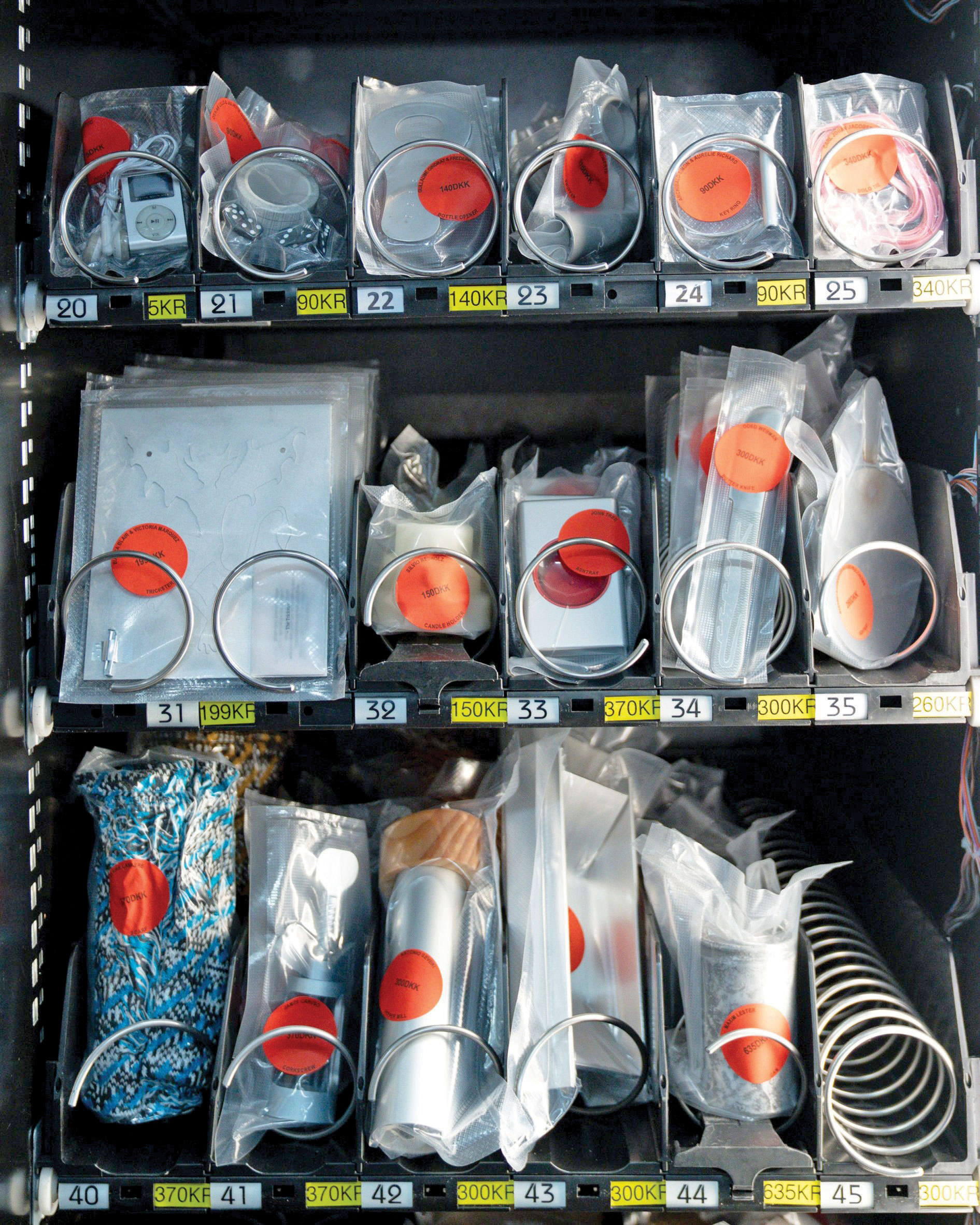 Designeri la automat