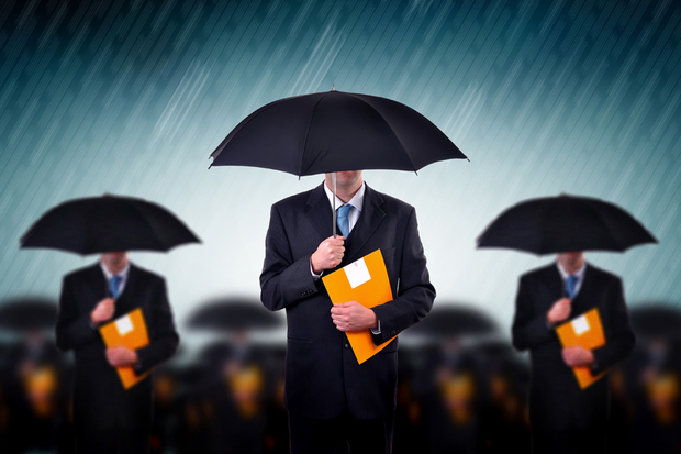 CEO-ul Rockefeller Capital Management, firma cu rădăcini în averea dinastiei Rockefeller, lansează un avertisment sumbru: SUA se împrumută la un nivel nemaivăzut. Datoria publică a ajuns la 40.000 miliarde de dolari iar dobânzile deja depăşesc cheltuielile pentru apărare ale ţării