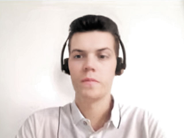 Vlad Maria, broker TradeVille: Multe companii de la BVB se limitează la minimul necesar de raportare. Dacă nu comunici cu oamenii, oamenii nu o să te cunoască şi nu o să investească în compania ta