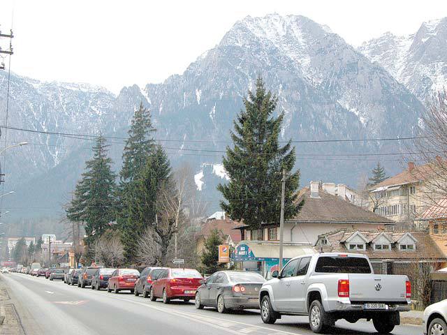 Evoluția turismului în semestrul I 2026: Tendință de comprimare a duratei sejururilor la nivel național; Județul Prahova își menține stabilitatea prin polii Sinaia și Bușteni