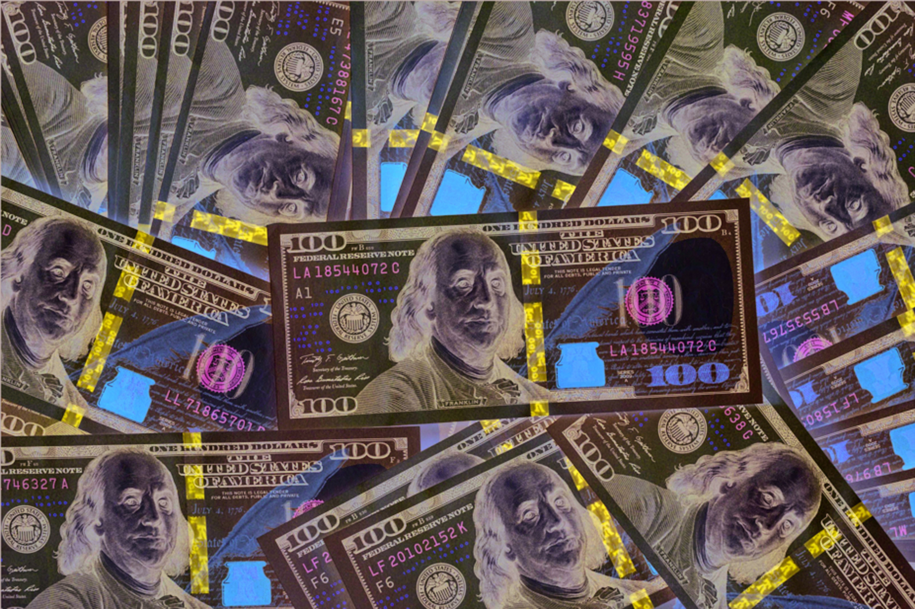 Lumea a intrat în era datoriilor scumpe și a incertitudinilor mari, una în care perspectivele inflației și dobânzilor sunt mai incerte, riscurile sunt mai ridicate, iar datoriile unor economii mari sunt supradimensionate. Este lăsată în urmă era postcriză financiară cu dobânzi ultrareduse și inflație anemică