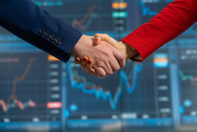 Practic SA, controlată cu 48% de Radu Dimofte, cheamă acţionarii pe 20 august pentru a aproba retragerea de pe AeRO, după semestru cu profit net de 16,5 mil. lei
