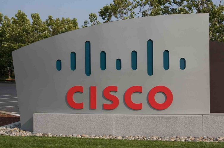 Cisco înregistrează venituri record, dar investitorii zic nu: Gigantul american înregistrează venituri record, în creştere cu 20%, însă acţiunile pierd peste 10% în două zile