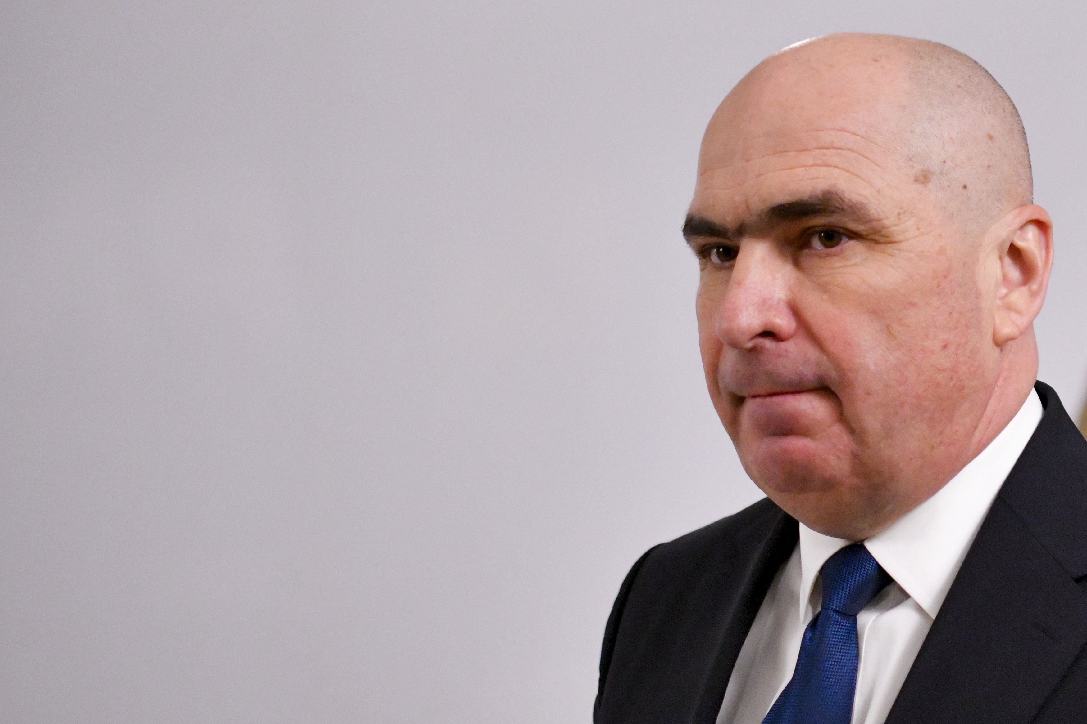 Premierul Bolojan „se agaţă” de mentenanţa programată din ianuarie a uzinelor Dacia şi Ford pentru a da exemplu de reducere a consumului de energie