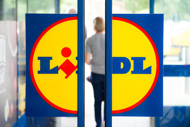 Cum a ajuns Lidl să facă un lucru pe care puţini angajatori din România şi-l permit? Retailerul spune că acesta este unul dintre motivele pentru care atrage atât de mulţi angajaţi