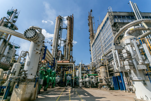 Cele două întrebări ale JP Morgan la conferinţa Romgaz au vizat acelaşi subiect - investiţiile: cât a mai rămas de cheltuit la Neptun Deep şi cât adaugă preluarea Azomureş la planul companiei