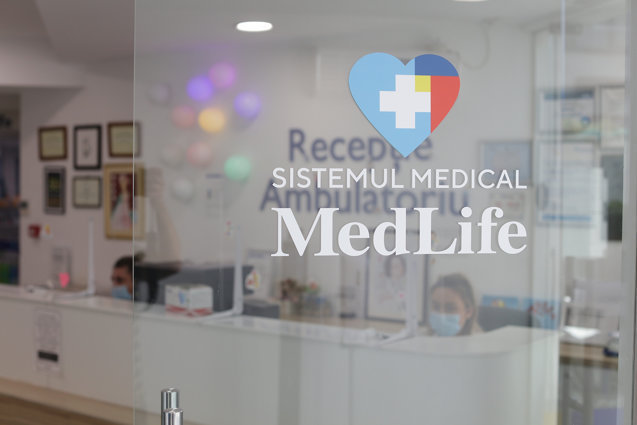 MedLife a preluat 75% din acțiunile Qualipat, companie românească specializată în anatomie patologică, imunohistochimie și teste moleculare. Fondatorul companiei, prof. dr. Ovidiu Pop,  va rămâne în funcția de Director General