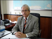 Inginerul metalurg Constantin Savu, unul din ultimii împătimiți ai producției industriale, președinte și fondator al grupului Uzinsider, care cuprinde Comelf Bistrița, 24 ianuarie Ploiești și Promex Brăila, a încetat din viață la 83 de ani