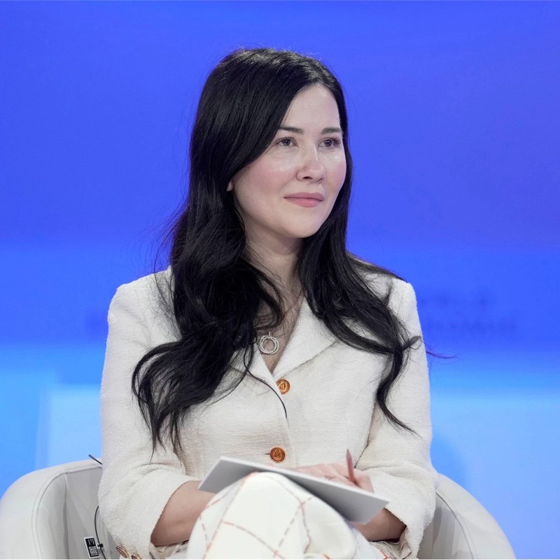 Cine este Luciana Lixandru, cea care a jucat un rol cheie în finanțarea inițială a lui Daniel Dines la UiPath, și care acum a fost aleasă de Mario Draghi să facă parte din cel mai important grup de reflecție pen­tru competitivitatea Europei, Rhine Group. Ea a plecat din Buzău la 16 ani și a studiat în SUA, acum fiind partener la Sequoia Capital