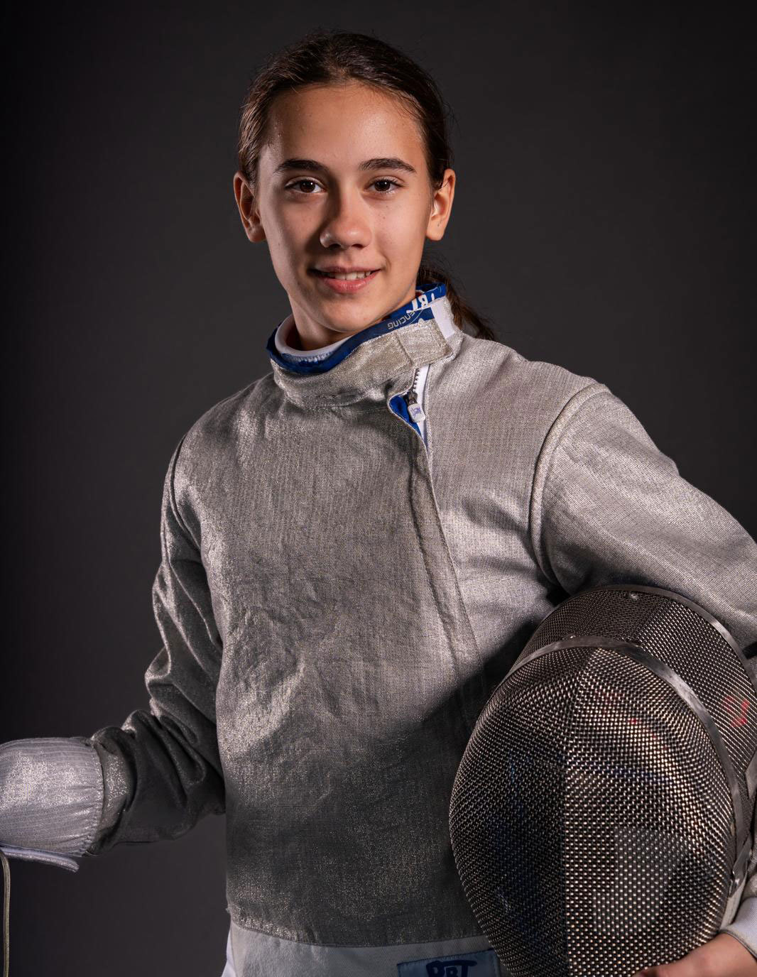 #superstories. Mara Ionescu, 13 ani, scrimă: Nu poţi câştiga de fiecare dată şi uneori trebuie să accepţi că ai greşit, să înţelegi ce ai de îmbunătăţit şi să te ridici pentru următorul concurs. Am învăţat că rezultatele vin cu muncă şi sacrificii