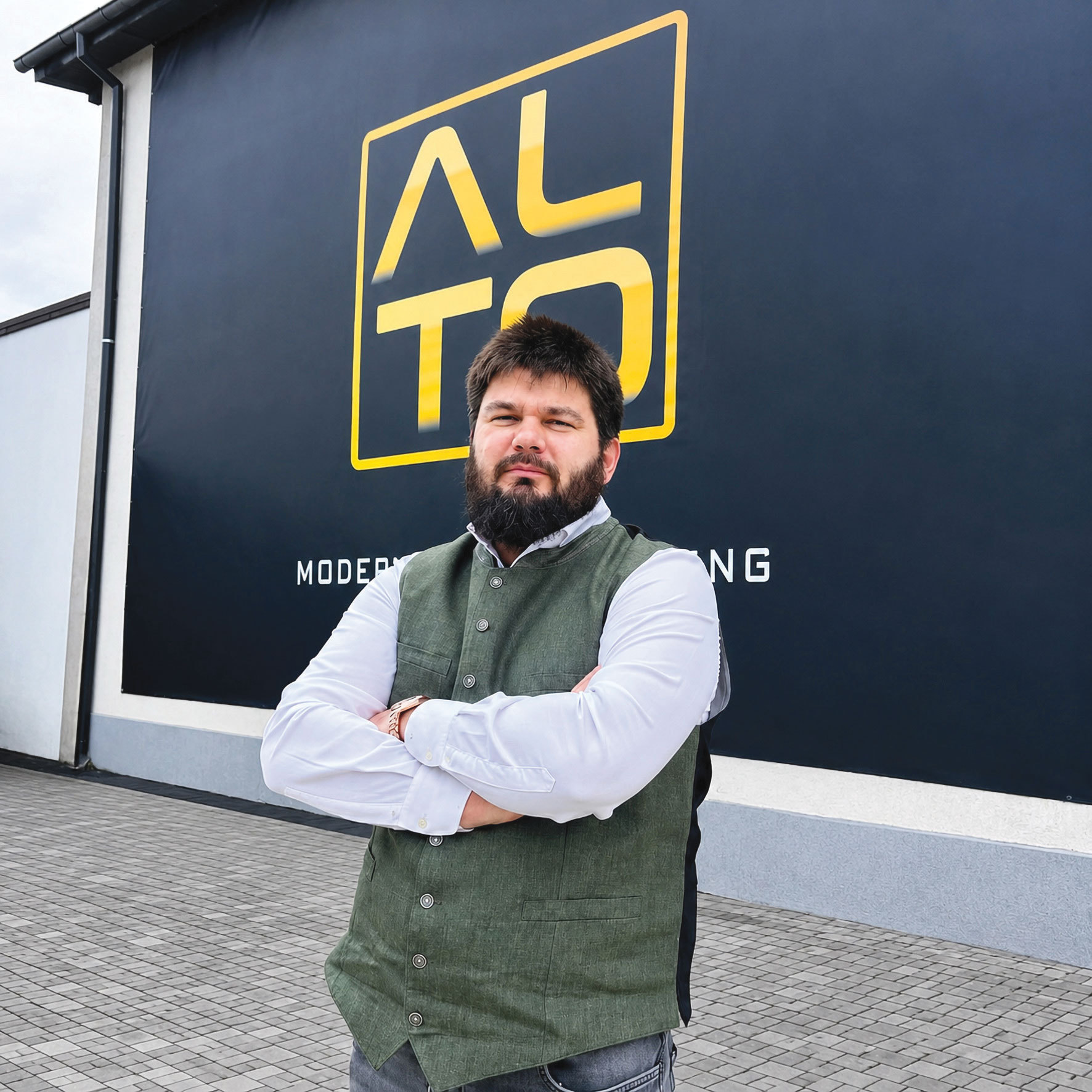 100 Tineri manageri de top. Thomas Bărbuţ, fondator, Alto Home